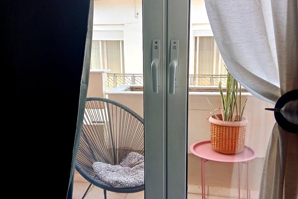Vincent - Central 2 Bedroom Apartment 79Sqm Trípoli Eksteriør bilde