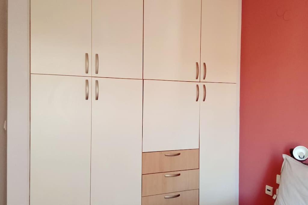 Vincent - Central 2 Bedroom Apartment 79Sqm Trípoli Eksteriør bilde