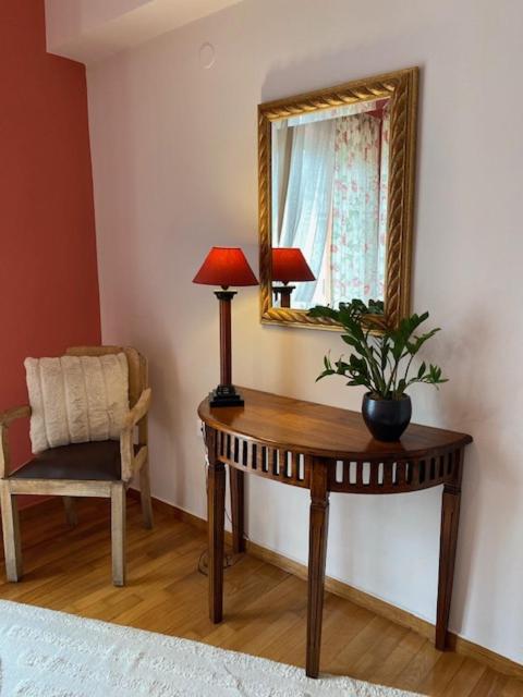 Vincent - Central 2 Bedroom Apartment 79Sqm Trípoli Eksteriør bilde
