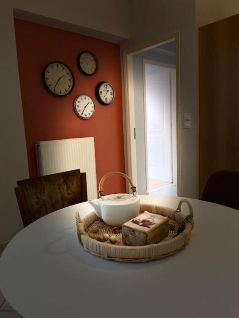 Vincent - Central 2 Bedroom Apartment 79Sqm Trípoli Eksteriør bilde